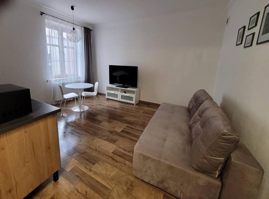 Theatr Centre Apartment *